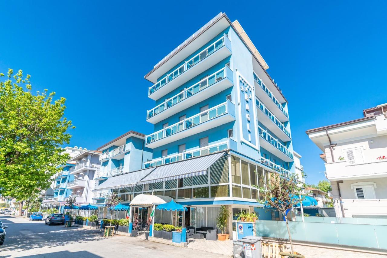רימיני Hotel Bagli מראה חיצוני תמונה