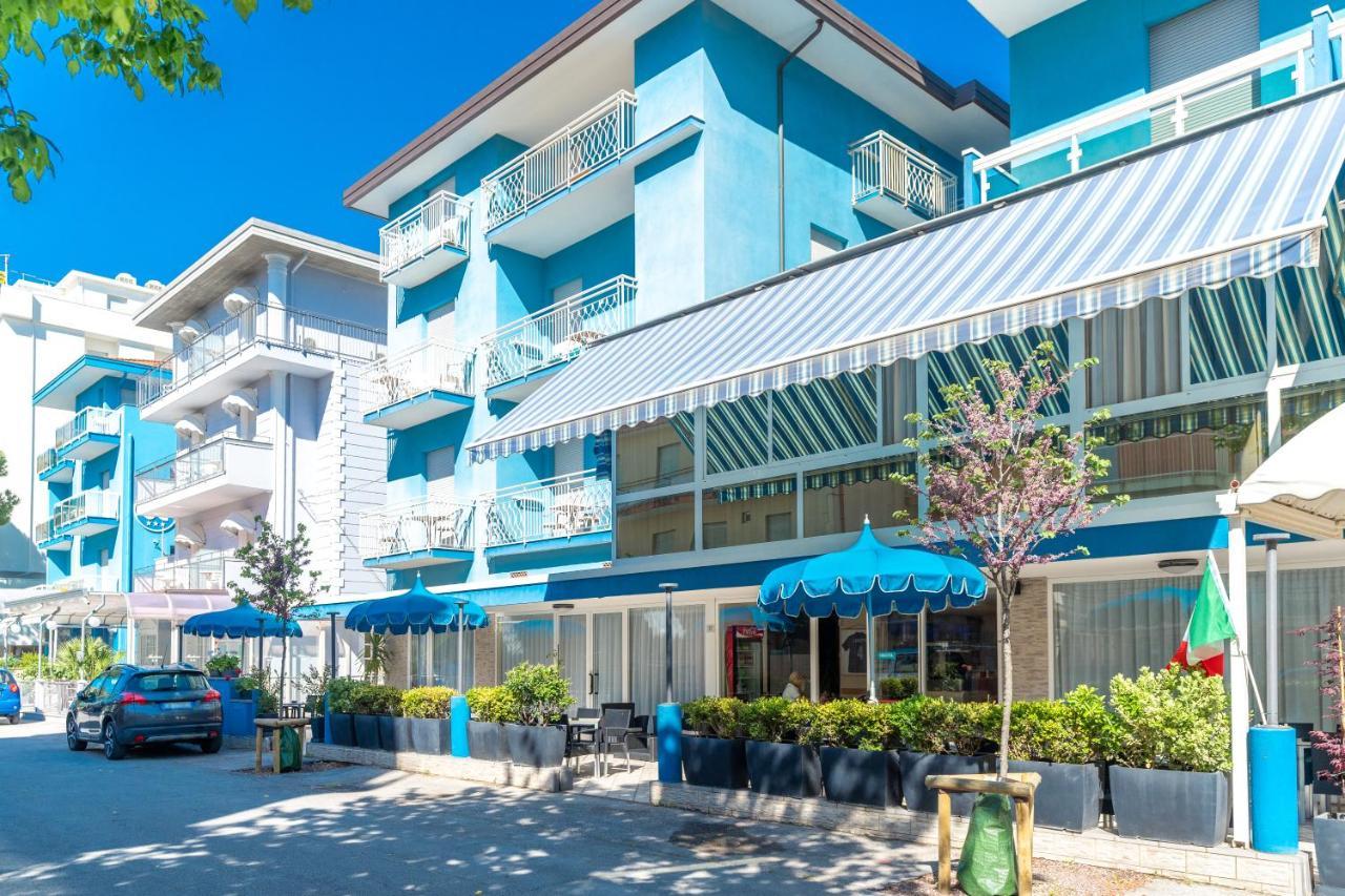 רימיני Hotel Bagli מראה חיצוני תמונה