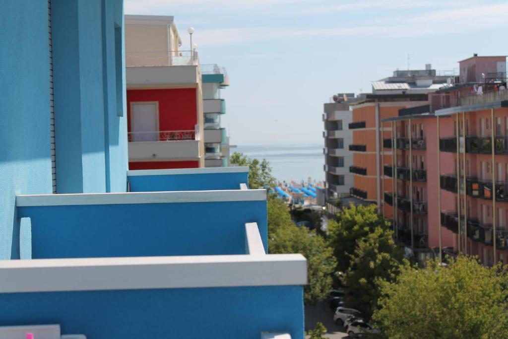 רימיני Hotel Bagli מראה חיצוני תמונה